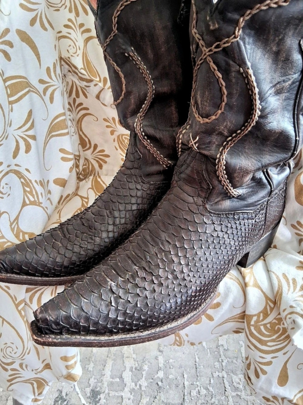 Dan Post Western Snake Skin, Chocolate Brown Boots US 12EW345